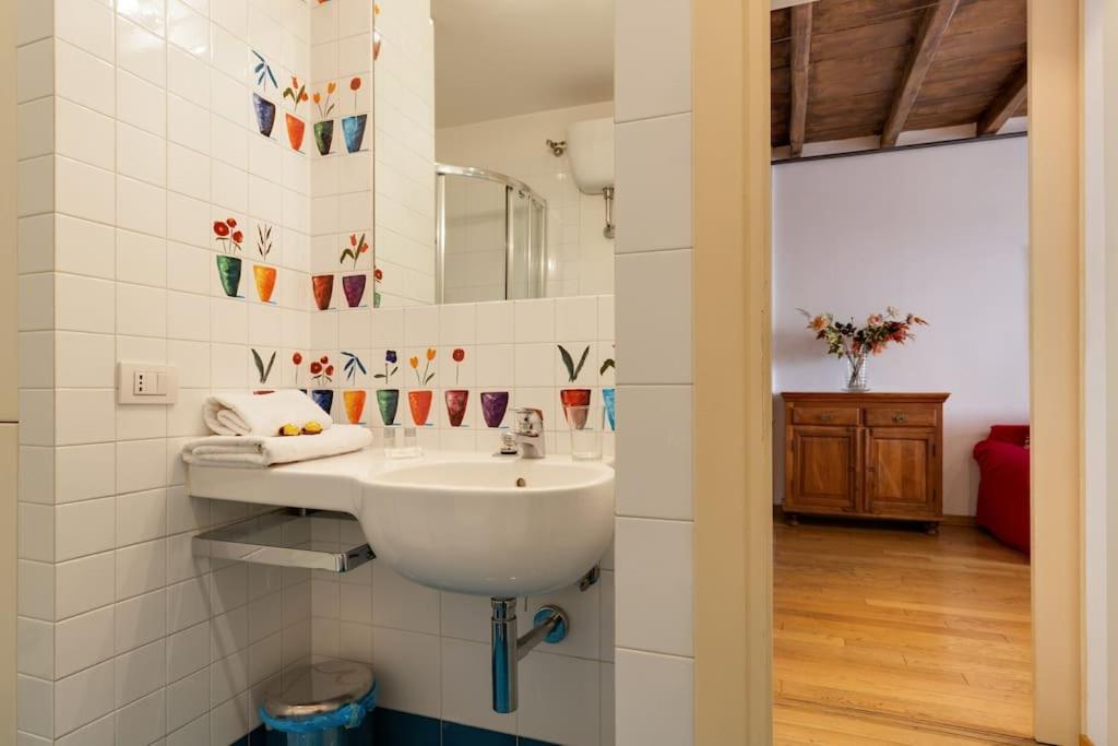 Apartment Barberini 360 Rom